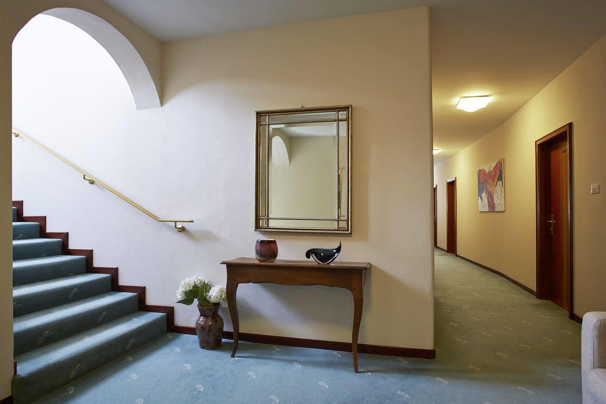 Hotel Juliane Merano Esterno foto